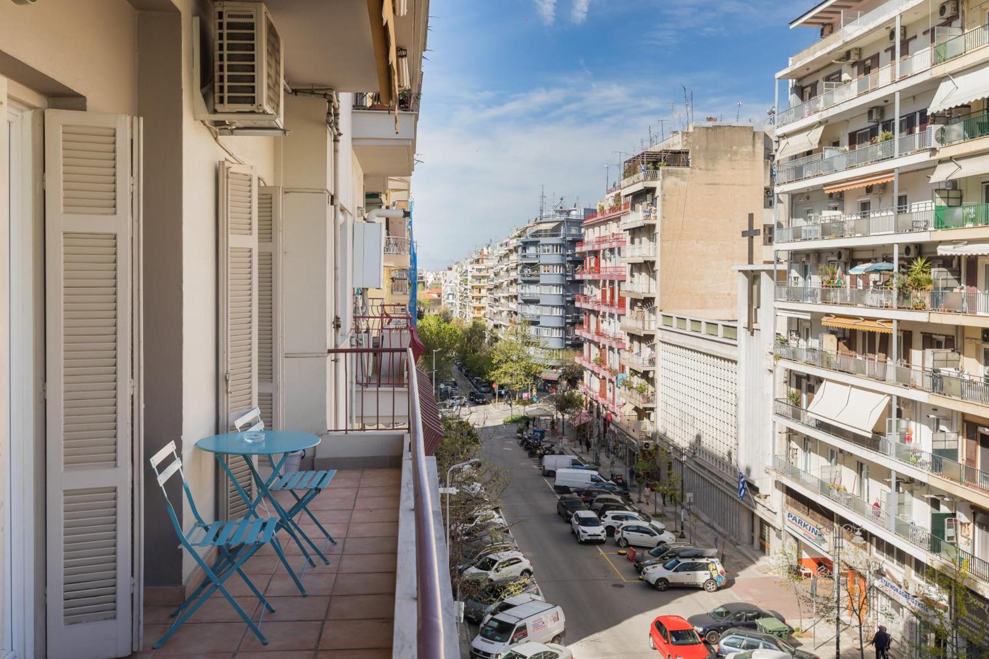 Danae By Halu! 2-Bedroom Apartment In The Center Thessaloníki Luaran gambar